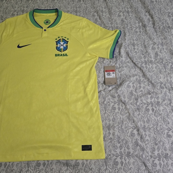 Brazil 22/23 Nike Vapor Match Soccer Jersey Men's Size Large - Picture 3 of 9